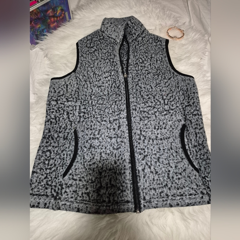 Stylish Women's Black and Gray Vest